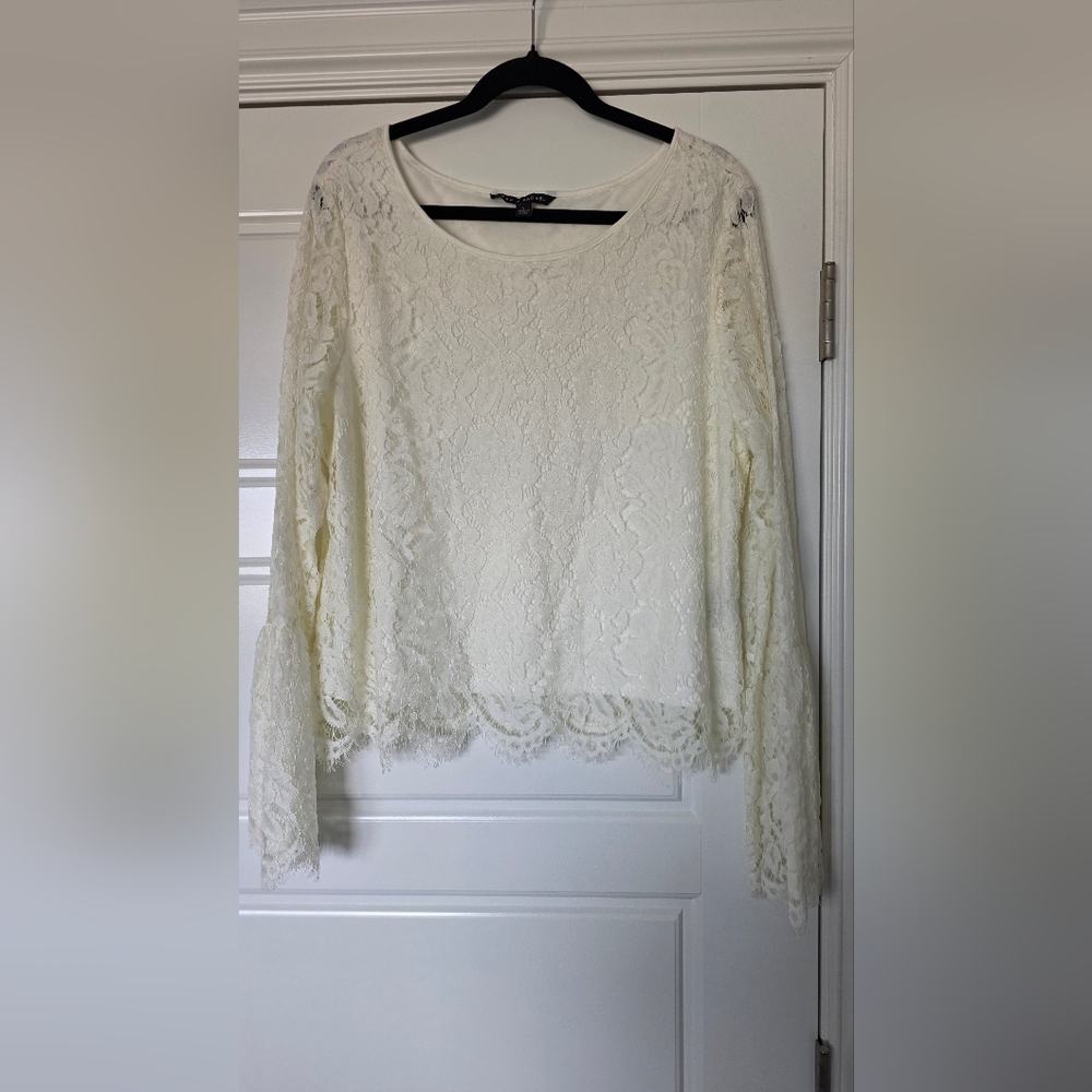 Elegant Cream Lace Top Size Large